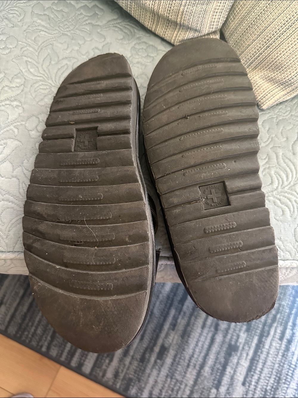 Women’s Black Platform Slide Sandals - Picture 4 of 5